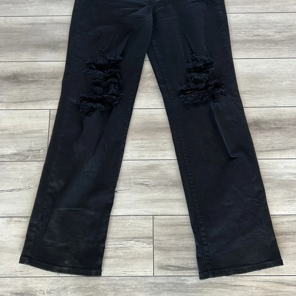 Cello high rise dad jeans size 9 in black